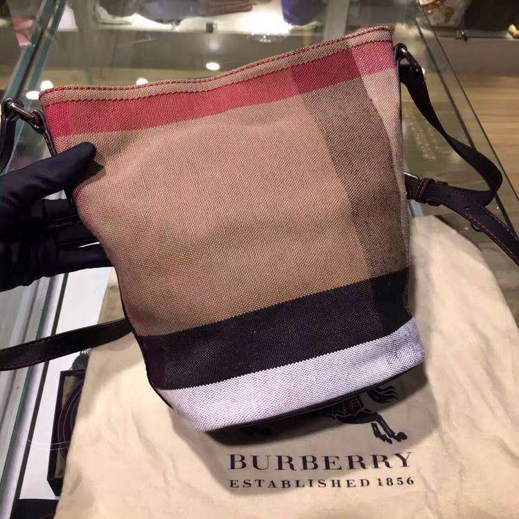 burberry博柏利水桶包