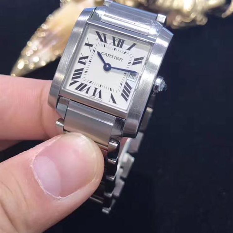 卡地亚女款手表报价,CARTIER女士手表带砖石的价格多少钱？