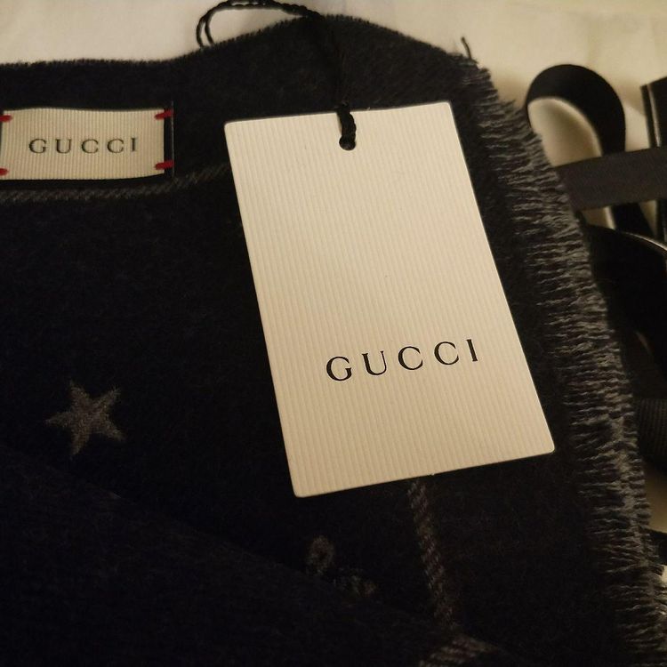 gucci 古驰羊毛围巾