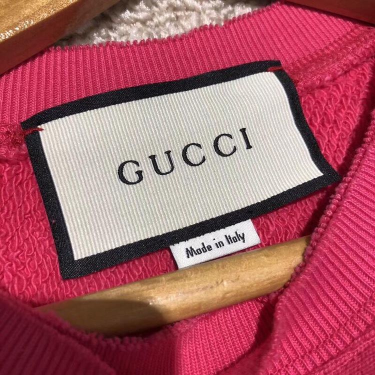 gucci 古驰粉色小熊卫衣