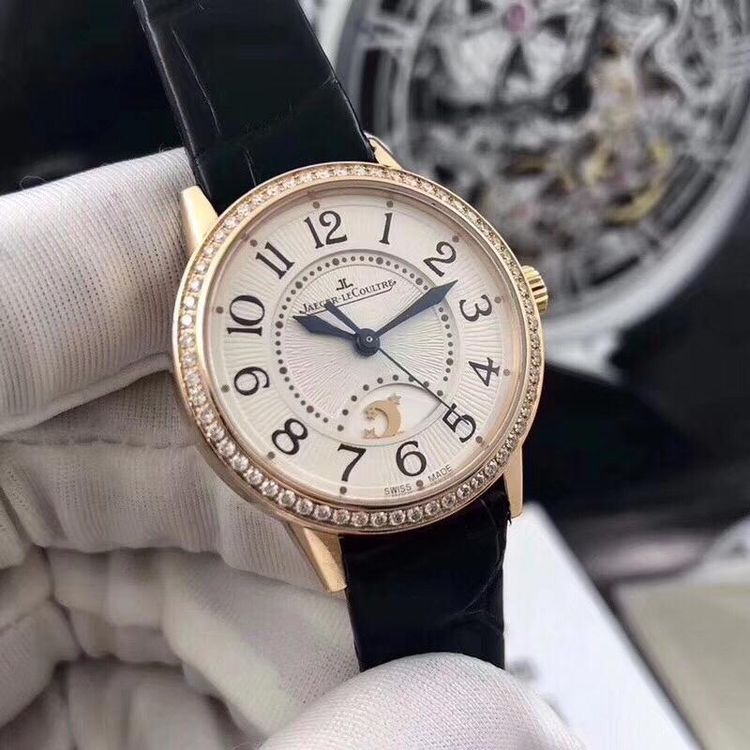 jaeger-lecoultre 积家约会系列玫瑰金原钻外圈机械腕表