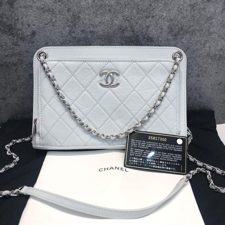 chanel 香奈儿镭射25开头单肩斜挎包