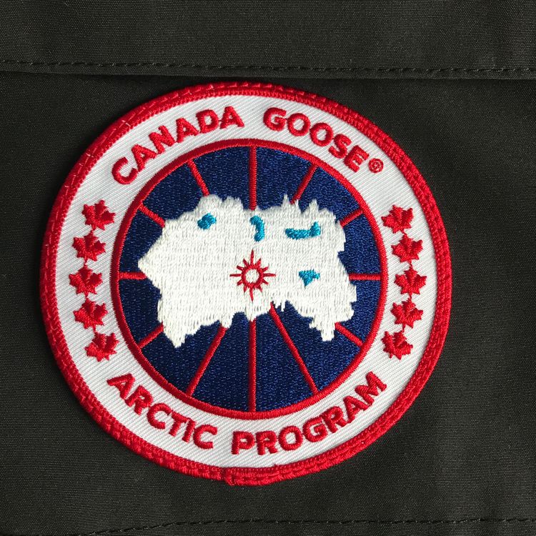 canada goose 加拿大鹅羽绒服