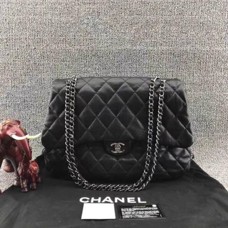 chanel 香奈儿羊皮菱格银扣单盖cf单肩包