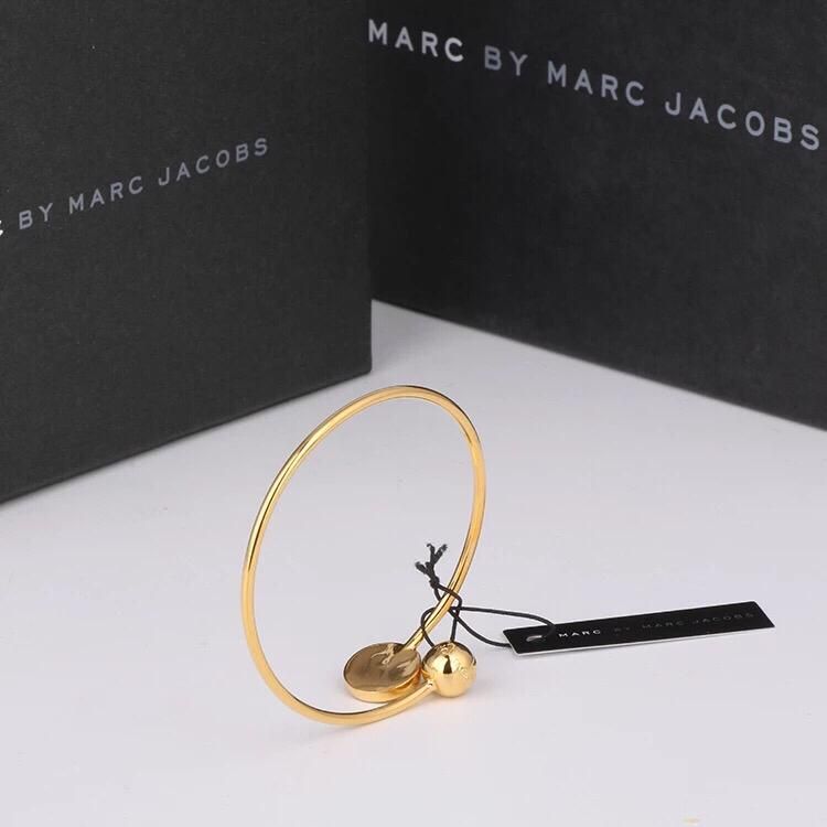 marc by marc jacobs 马克·雅可布之马克眼睛圆球镀金开口手镯