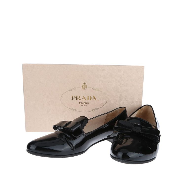 prada 普拉达黑色漆皮皮鞋