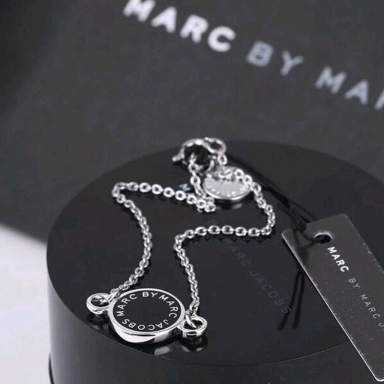 marc by marc jacobs 马克·雅可布之马克手链