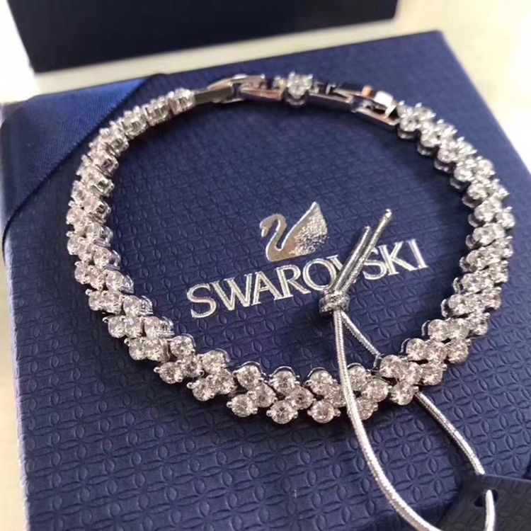 swarovski 施华洛世奇罗马手链爱心水晶手镯