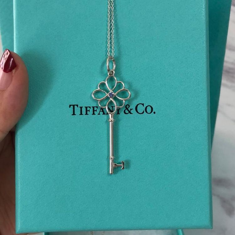 tiffany & co. 蒂芙尼keys系列中国结镶蓝宝石钥匙项链