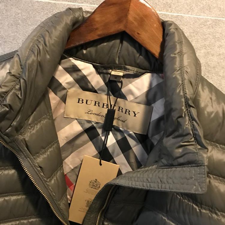 burberry 博柏利羽绒服