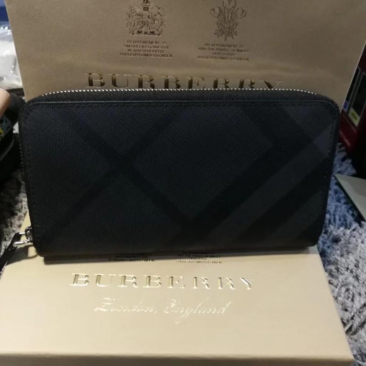 burberry 博柏利男士手包