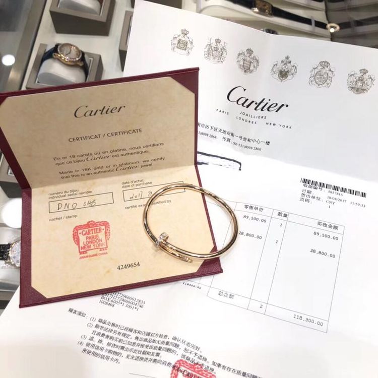 cartier 卡地亚18k玫瑰金钻石手镯