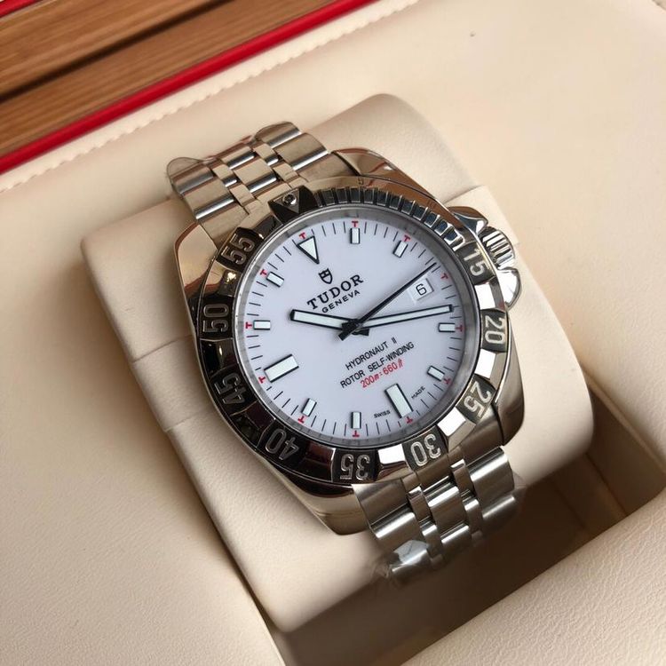 tudor 帝舵海洋王子型20030-93570机械表