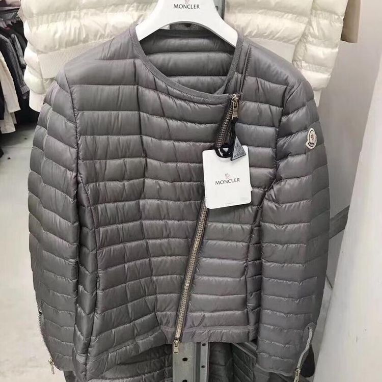 moncler 蒙口羽绒服