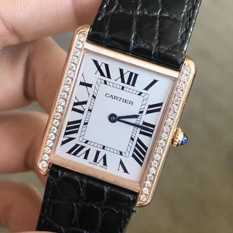 cartier 卡地亚坦克系列玫瑰金石英女表