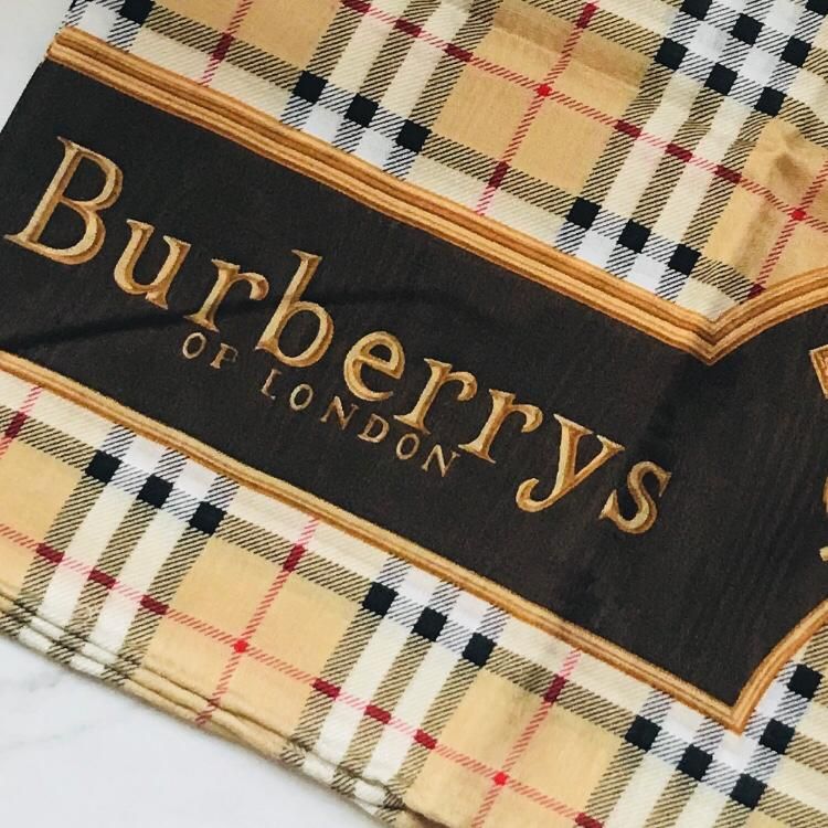 burberry 博柏利格纹大方巾
