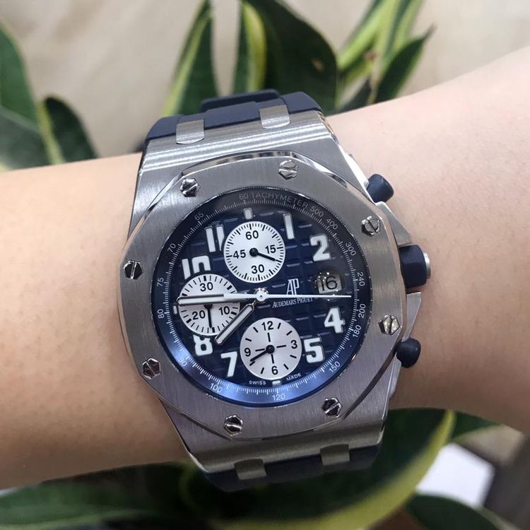 audemars piguet 爱彼皇家橡树离岸蓝白熊猫盘计时机械表