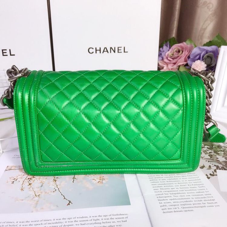 chanel 香奈儿leboy中号绿色单肩包