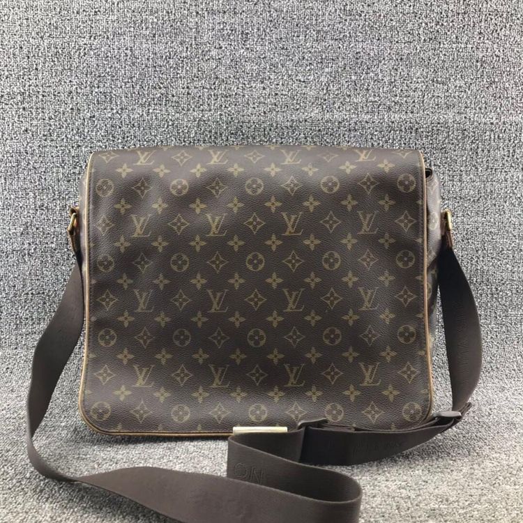 louis vuitton 路易·威登男士经典老花单肩斜挎包