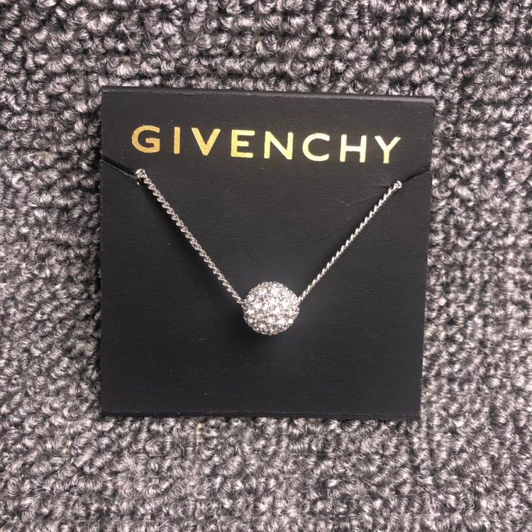 givenchy 纪梵希项链