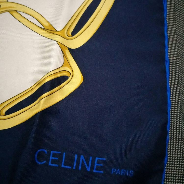 celine赛琳丝巾-心上共享平台