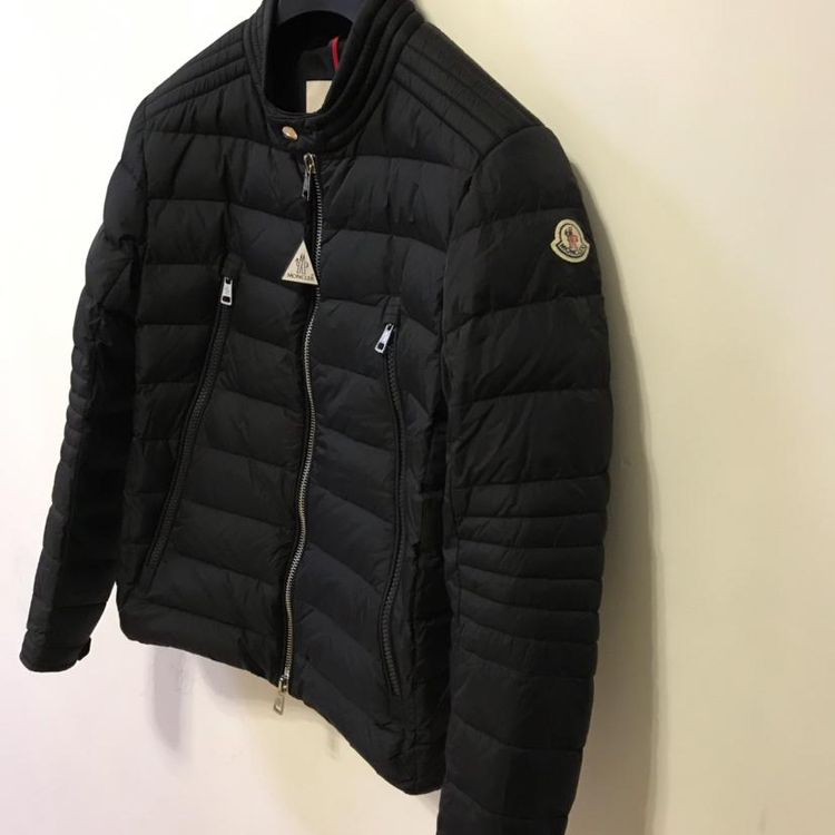 moncler 蒙口羽绒服