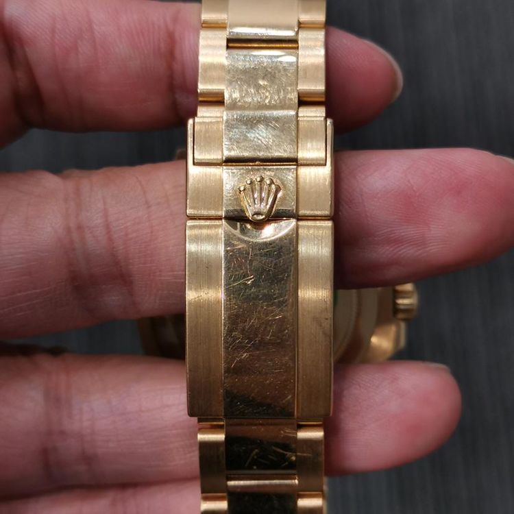 4、劳力士格林威治II二手手表回收价格是多少？：20万元以上购买的劳力士手表回收价值是多少