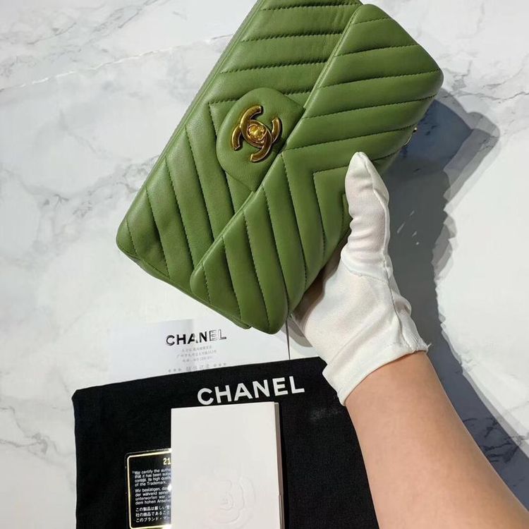 chanel 香奈儿草绿色cf系列大mini链条包