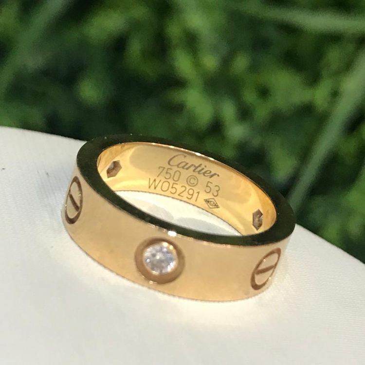 cartier 卡地亚玫瑰金宽版三钻love戒指