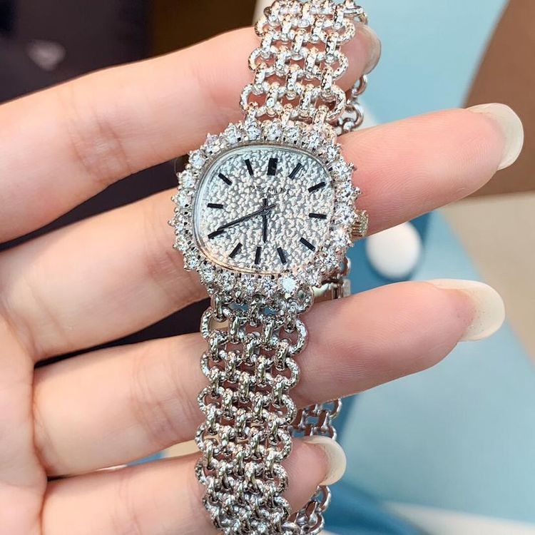 patek philippe 百达翡丽750全白金后镶钻手动机械女表