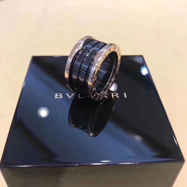 bvlgari 宝格丽b.zero.1系列黑陶瓷戒指