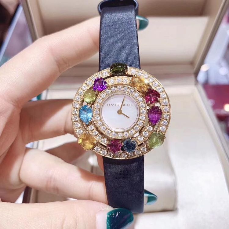 全套 宝格丽bvlgari 高级珠宝腕表系列宝石女表,超美白色贝母面,36mm