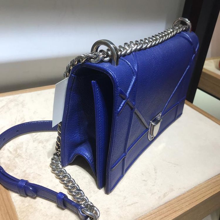 dior diorama宝蓝色珐琅扣中号单肩包