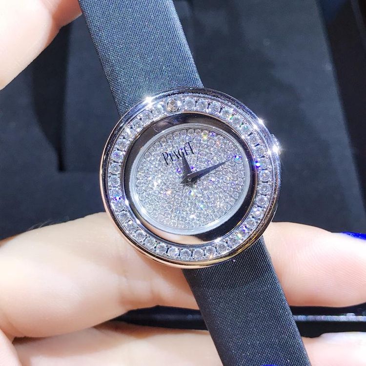 piaget 伯爵18k白金原钻满天星石英女表