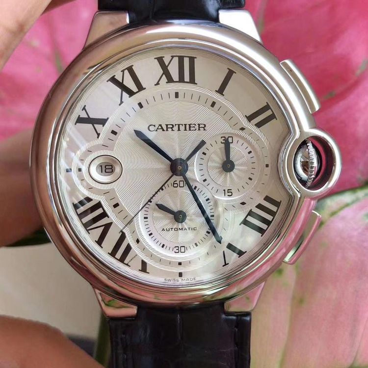3、在迪拜买的30万元卡地亚手表出现质量问题，头疼怎么办？ 