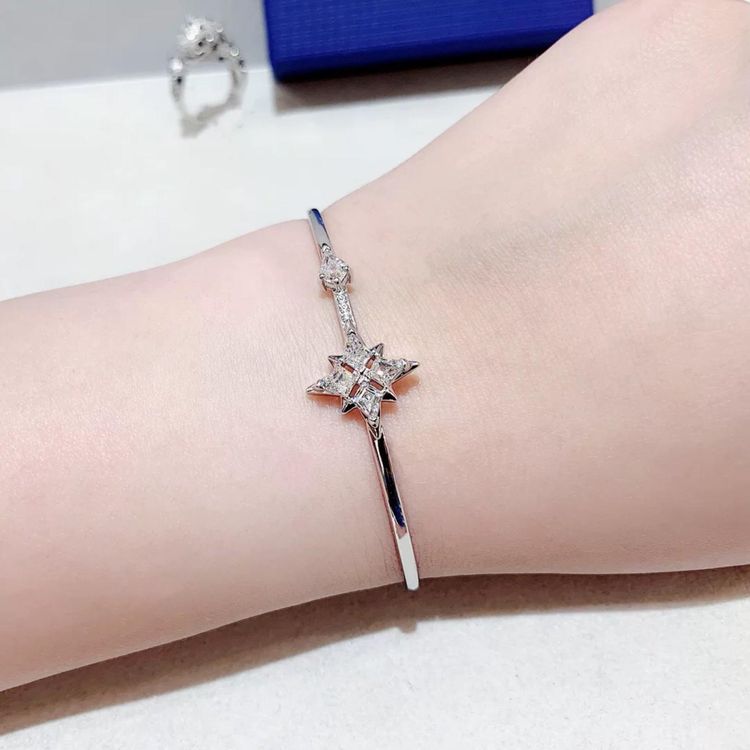 swarovski 施华洛世奇银色八角星星手镯手链