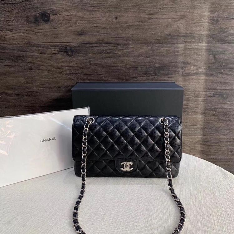 chanel 香奈儿黑银经典款cf中号单肩包