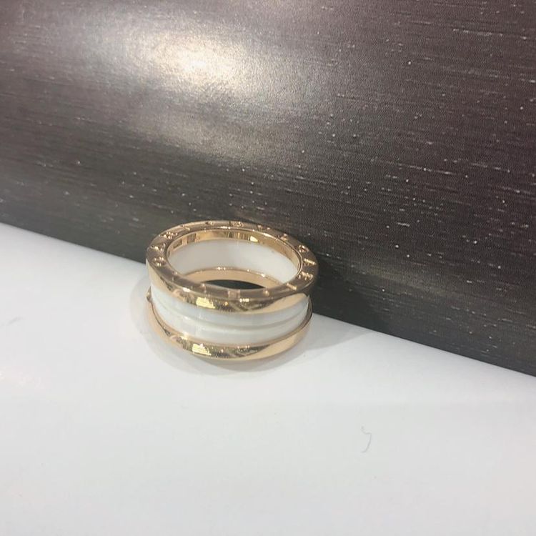 bvlgari 宝格丽52号白陶瓷戒指