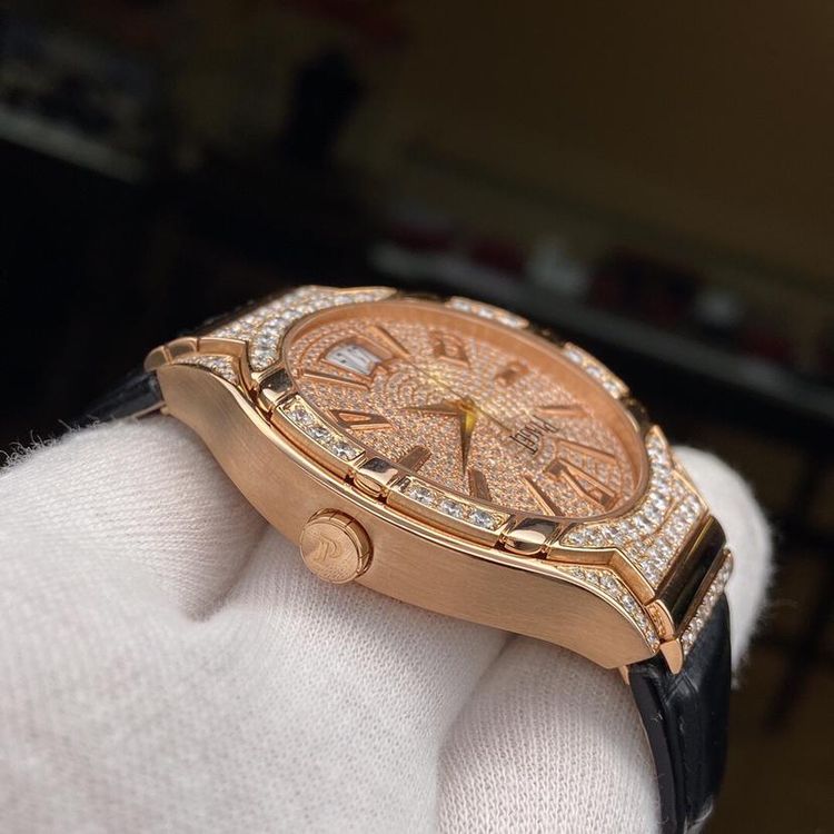 2、 Piaget手表有仿制品吗？它要花多少钱？ 