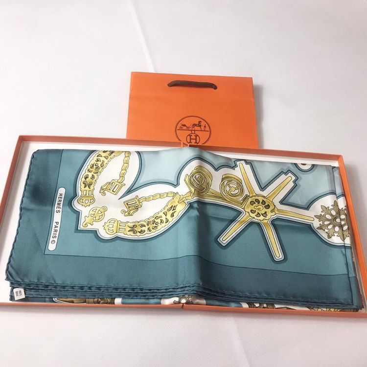 hermès 爱马仕丝巾