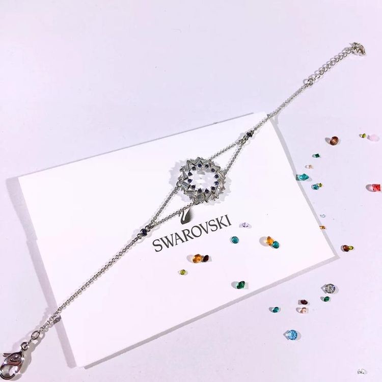 swarovski 施华洛世奇银色可调节太阳花手链