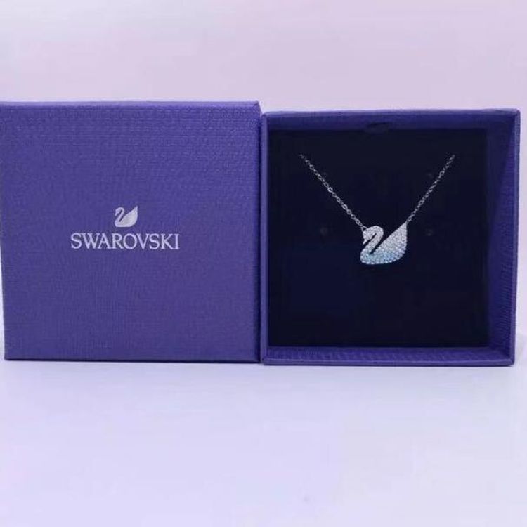 swarovski 施华洛世奇大号渐变蓝色天鹅项链