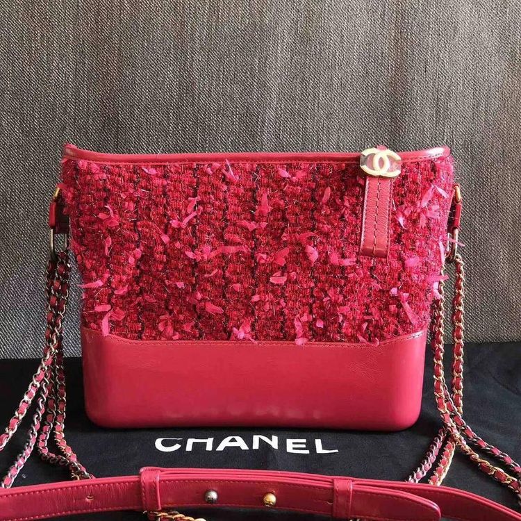 chanel 香奈儿浆果红编织中号流浪单肩包