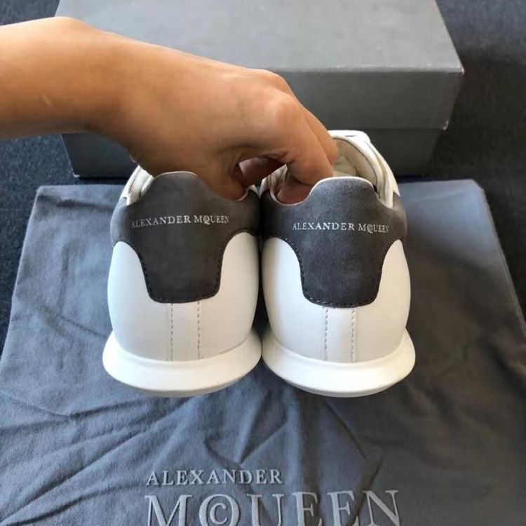 alexander mcqueen 亚历山大·麦昆薄底灰尾小白鞋