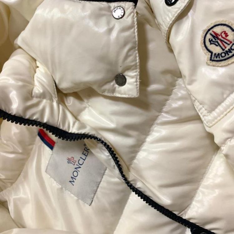 moncler 蒙口珠光白羽绒服外套