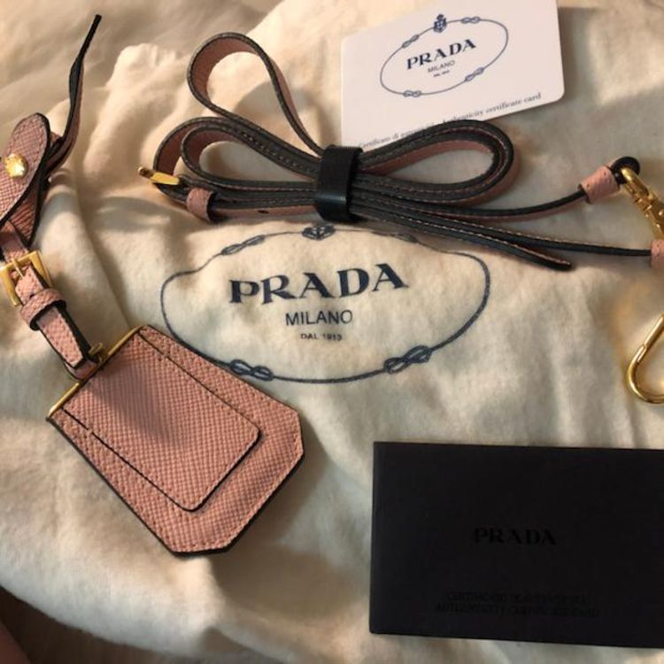 prada 普拉达女士手提包