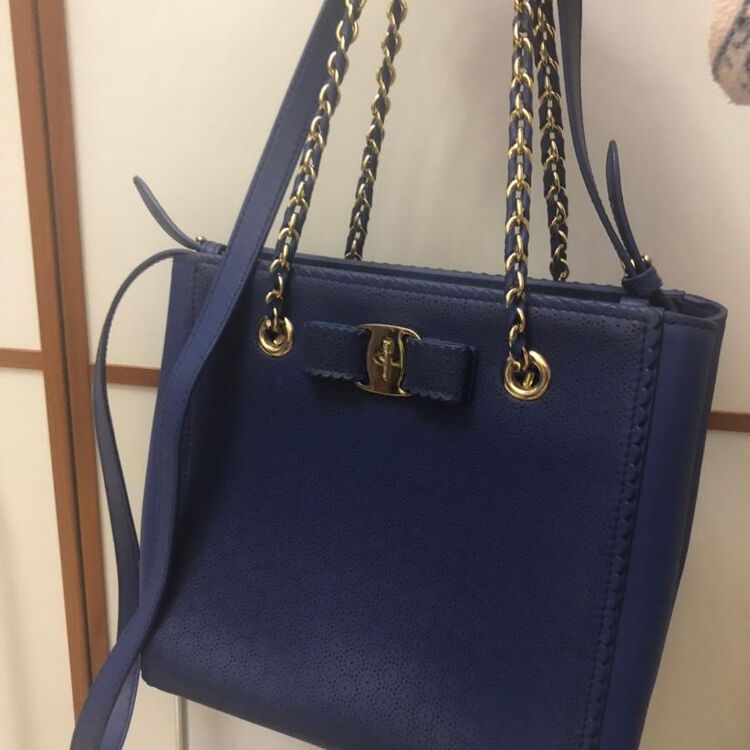 ferragamo 菲拉格慕女士手提包