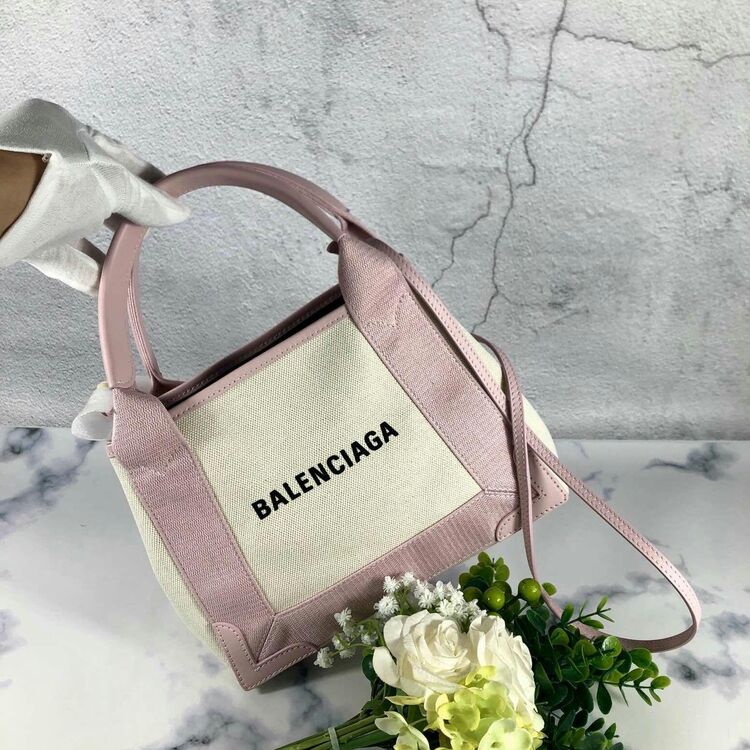 情人节送礼好选择 爆火断货款全balenciaga巴黎世家navy cabas拼色