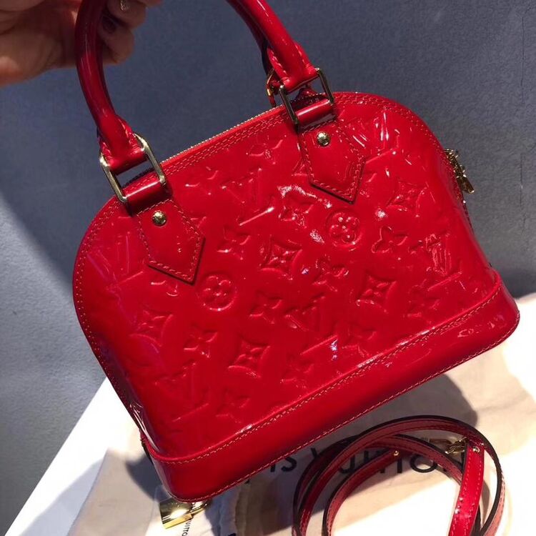 louis vuitton 路易·威登红色漆皮alma bb 贝壳包