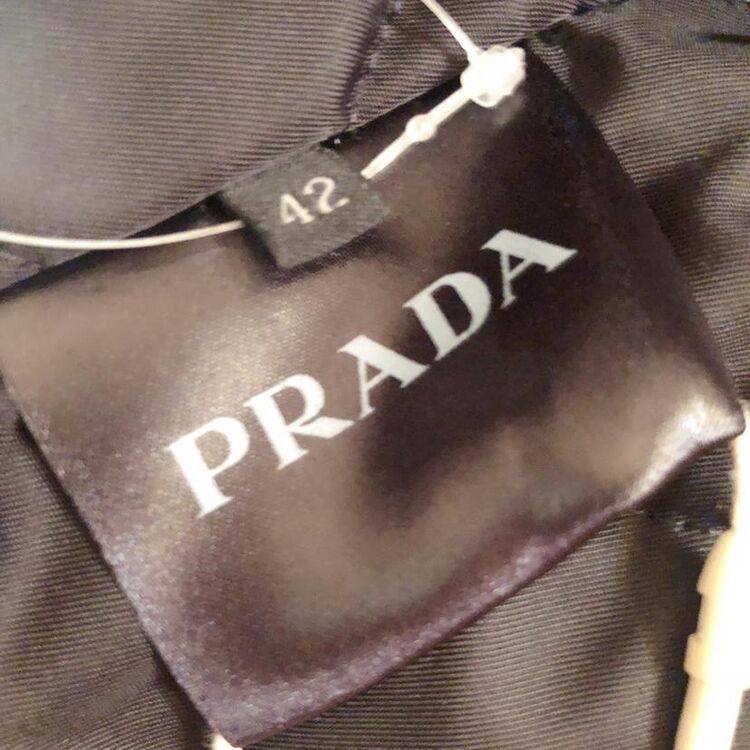 prada 普拉达女士外套